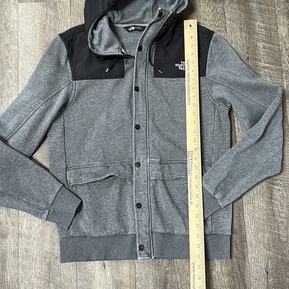The North Face Gray and Black Hoodie Jacket Medium - Picture 5 of 9